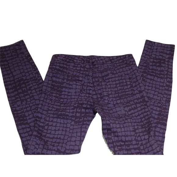 Rich & Skinny Sz 26 Purple Patterned Jeans - Picture 2 of 8